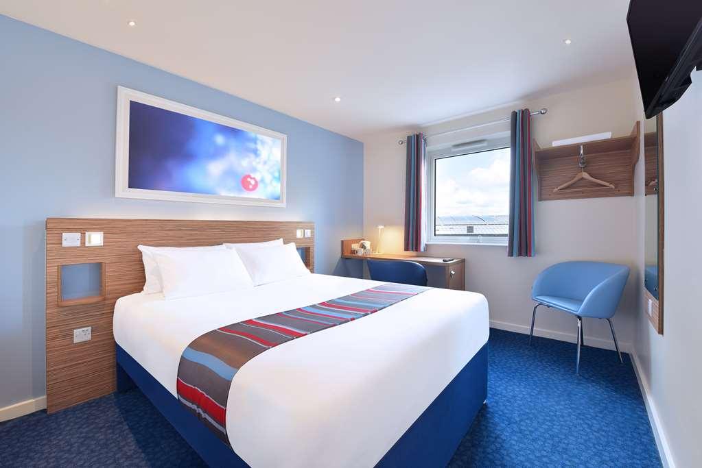 Travelodge Гаррогейт Номер фото