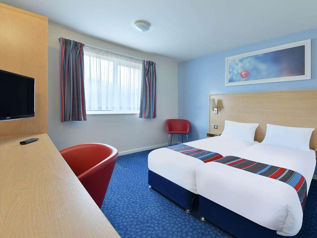 Travelodge Гаррогейт Номер фото