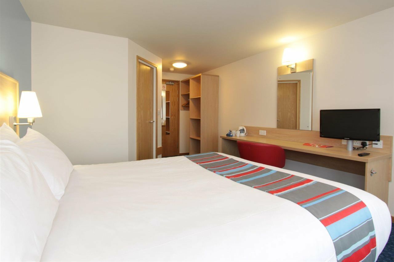 Travelodge Гаррогейт Екстер'єр фото